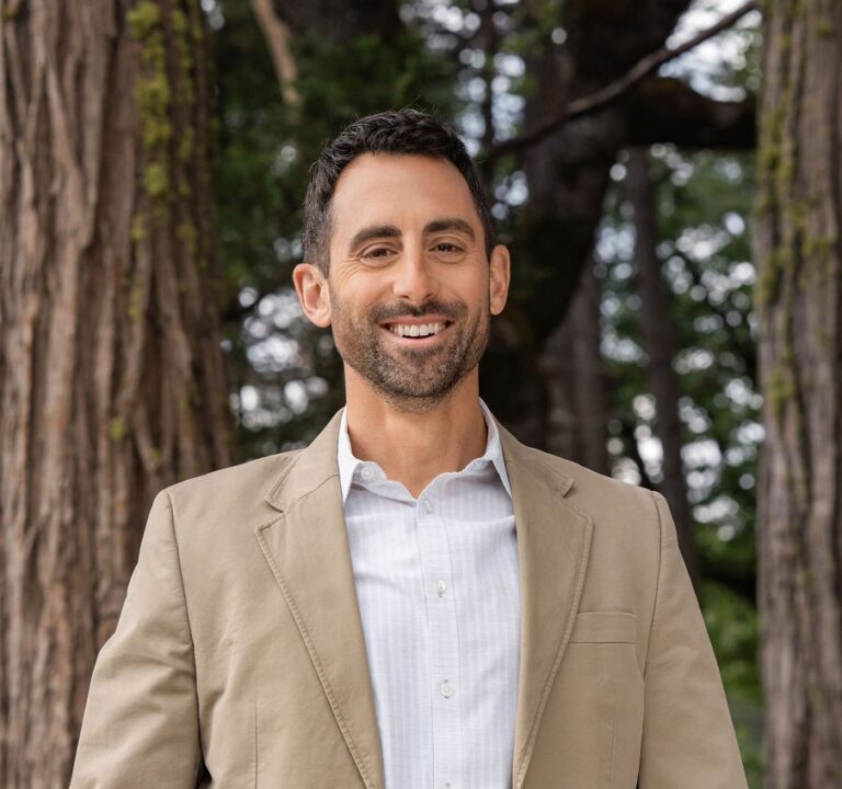 Dr. Joseph Giorgio headshot